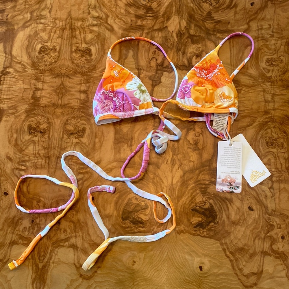Agua Bendita wrap around bikini top size small